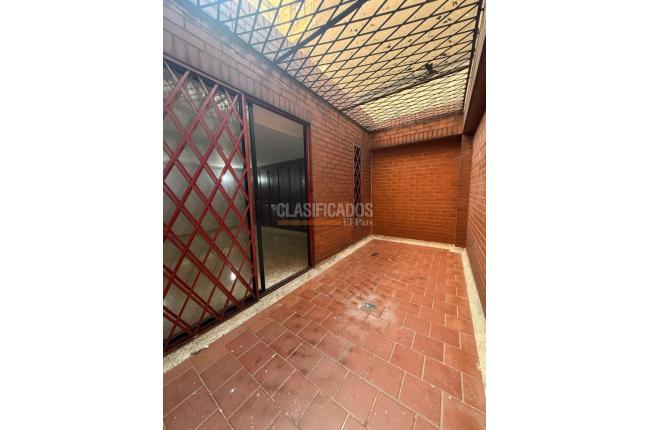 Apartamentos, Venta, Miraflores - $450.000.000