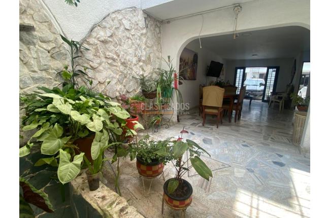 Casas, Venta, Meléndez - $520.000.000