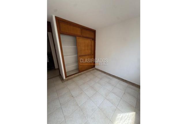 Apartamentos, Venta, Primero de Mayo - $240.000.000