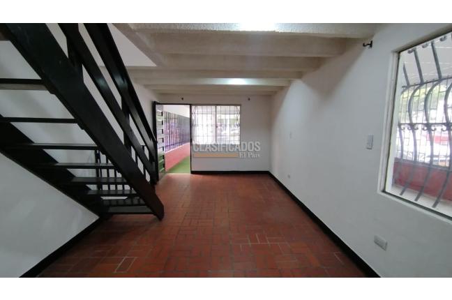 Casas, Alquiler, Palmeras del Norte - $1.800.000