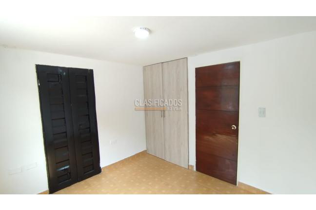 Casas, Alquiler, Palmeras del Norte - $1.800.000