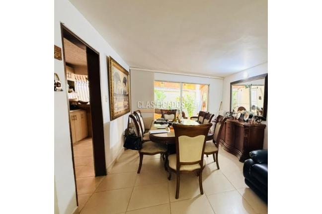 Casas, Venta, Ciudad Capri - $550.000.000