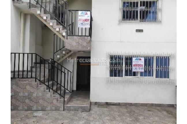 Apartaestudios, Alquiler, La Merced - $950.000