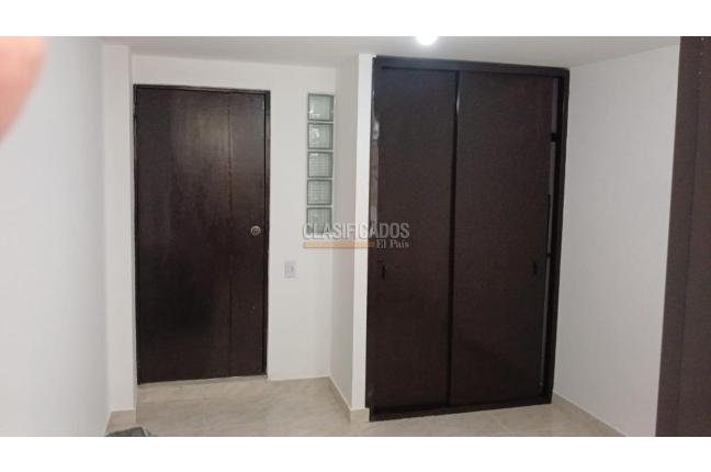 Apartaestudios, Alquiler, Champagñat - $1.800.000
