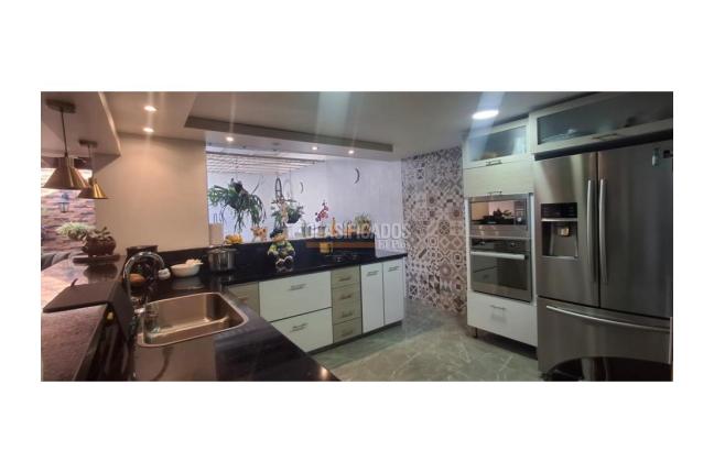 Casas, Venta en Las Quintas de Don Simón