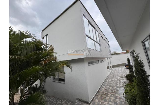 Casas, Alquiler, Ciudad Jardín - $250.000
