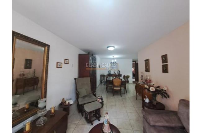Apartamentos, Venta en La Flora