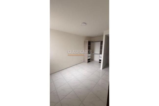 Apartamentos, Venta, Tierralinda del Lago - $225.000.000