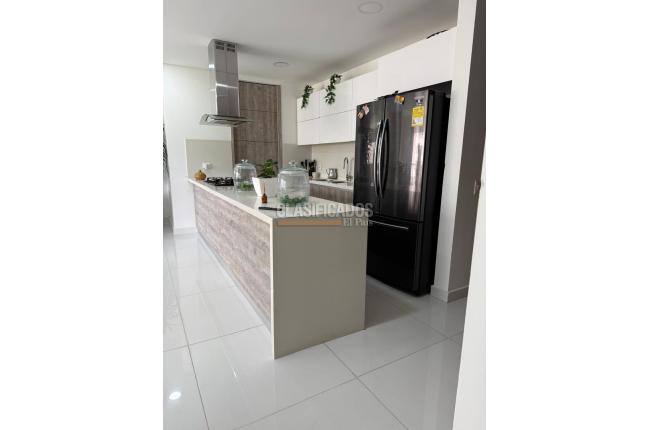 Apartamentos, Venta, Ciudad Jardín - $880.000.000