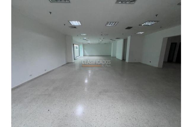 Oficinas y Consultorios, Alquiler, Ciudad Jardín - $18.000.000