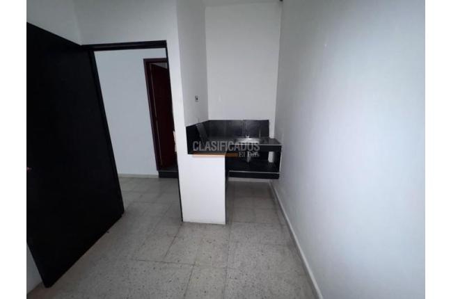 Oficinas y Consultorios, Alquiler, Ciudad Jardín - $18.000.000