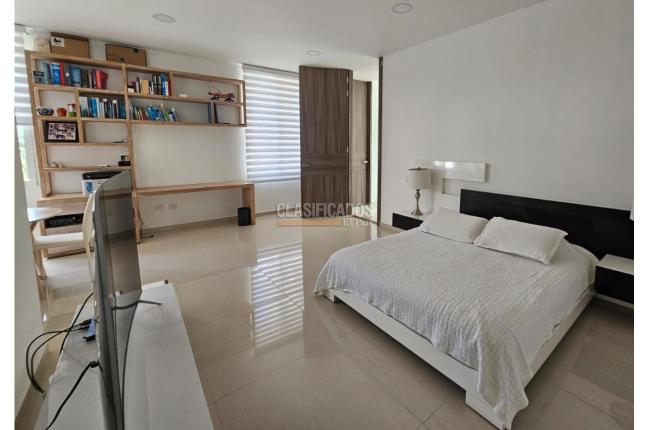 Casas, Venta, Ciudad Jardín - $4.000.000.000