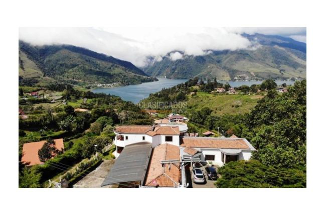 Fincas y Casas Campestres, Venta, Calima (Darién) - $1.550.000.000