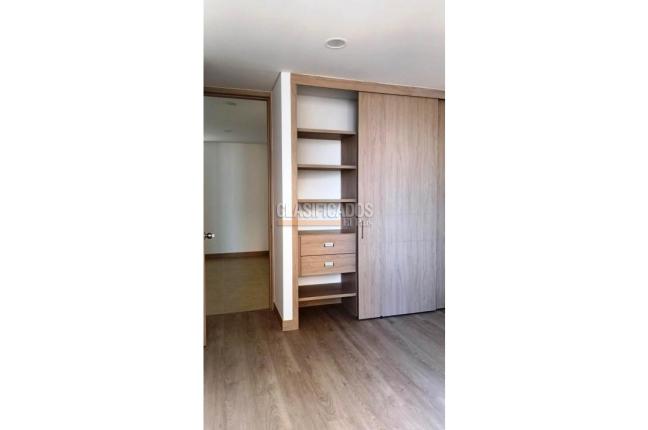 Apartamentos, Venta en Valle del Lili