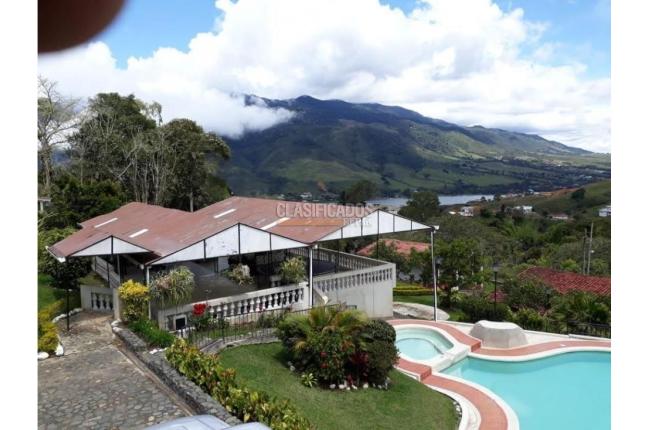 Fincas y Casas Campestres, Venta, Calima (Darién) - $1.600.000.000