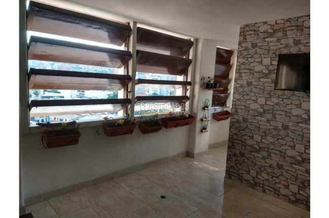 Apartamentos, Alquiler, Versalles - $3.800.000