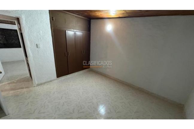 Casas, Alquiler, La Merced - $2.950.000