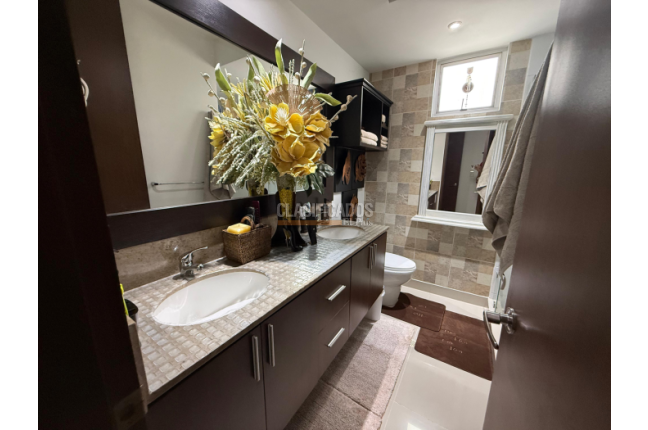 Apartamentos, Venta, Altos Menga - $650.000.000