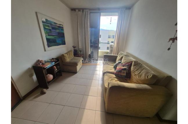 Apartamentos, Venta en Primero de Mayo