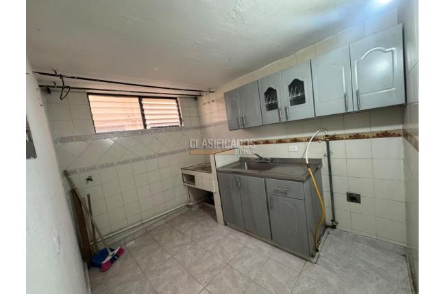 Apartamentos, Alquiler, Puente del Comercio - $950.000