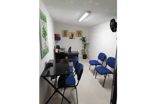 Oficinas y Consultorios, Venta en Prados del Norte