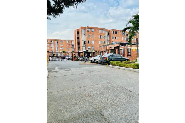 Apartamentos, Venta en Flora Industrial