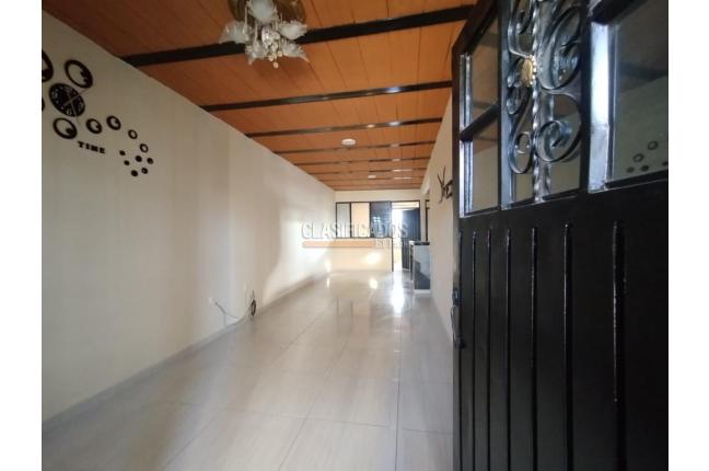 Apartamentos, Alquiler, El Vallado - $900.000