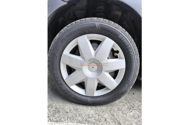 Nissan March 2021 - $45.000.000