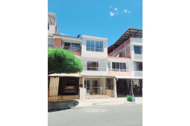 Casas, Venta en Calicanto