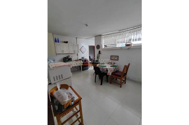 Casas, Alquiler en Prados del Norte