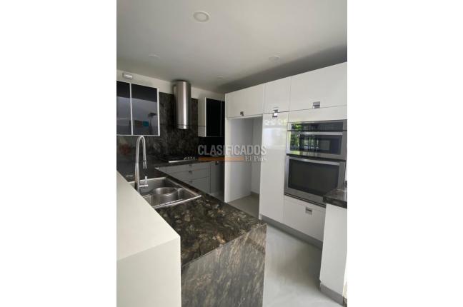 Casas, Alquiler en Santa Mónica Residencial