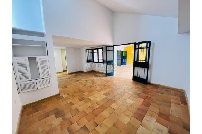 Casas, Alquiler en Bella Suiza