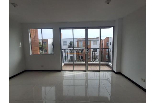 Apartamentos, Alquiler en La Hacienda