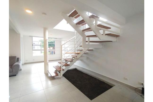 Casas, Venta, Ciudad Country - $595.000.000