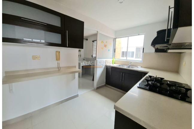 Apartamentos, Alquiler, Cristales - $4.300.000