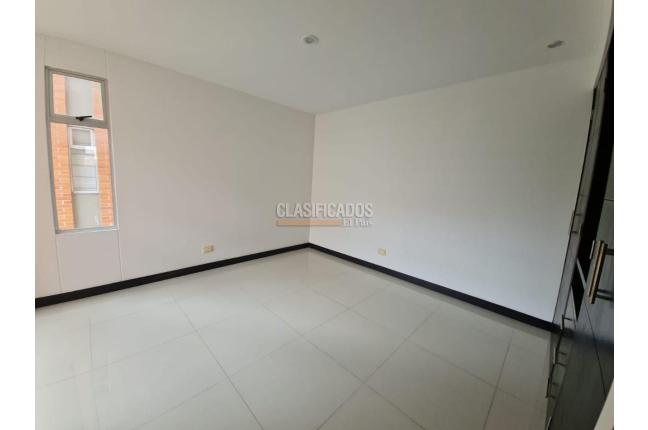 Apartamentos, Alquiler, Cristales - $4.300.000