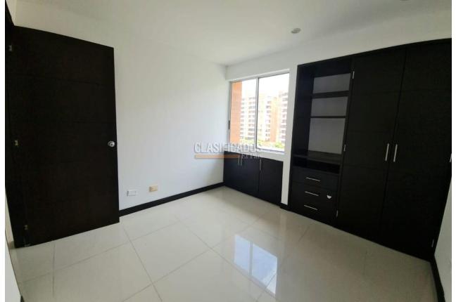 Apartamentos, Alquiler, Cristales - $4.300.000