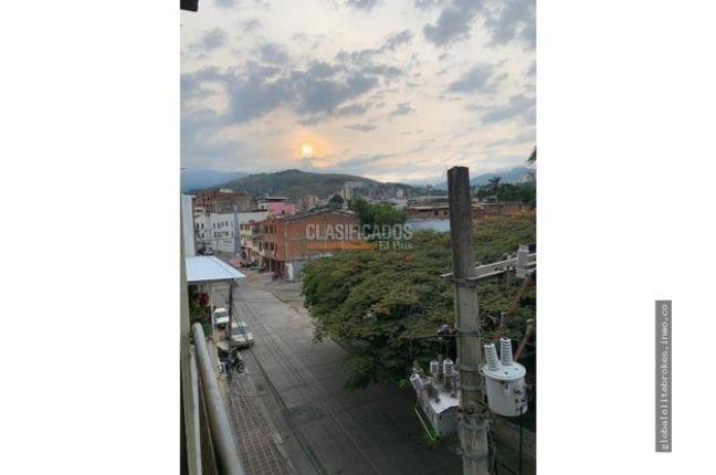 Edificios, Venta en Alameda