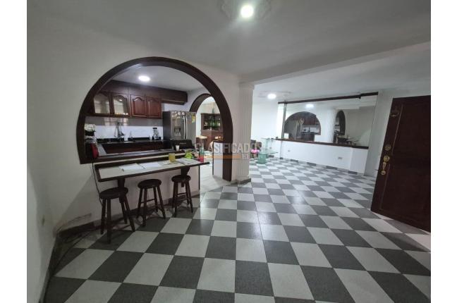 Casas, Venta, Meléndez - $900.000.000