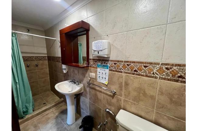 Oficinas y Consultorios, Alquiler, Granada - $4.950.000