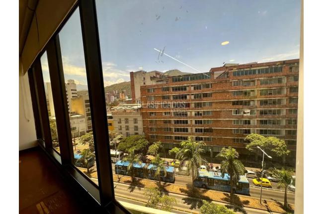 Oficinas y Consultorios, Alquiler, Granada - $4.950.000