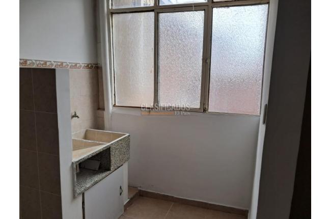 Apartamentos, Alquiler, Panamericano - $1.600.000