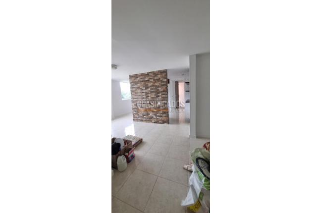 Apartamentos, Venta, Flora Industrial - $380.000.000