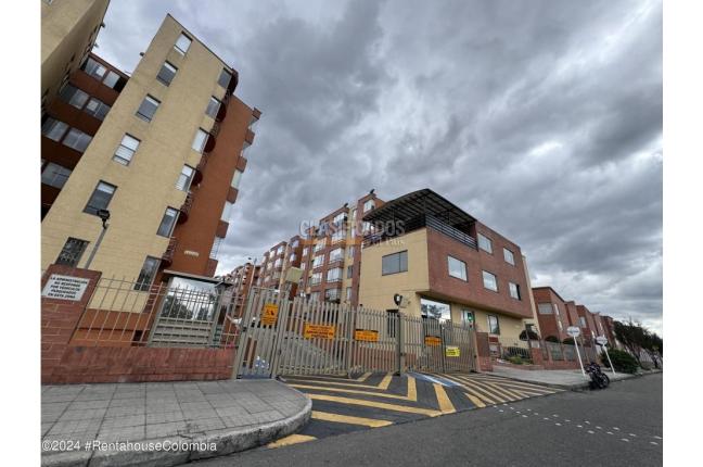 Apartamentos, Venta, Bogotá - $390.000.000