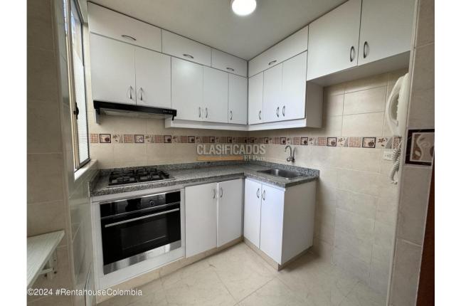 Apartamentos, Venta, Bogotá - $390.000.000