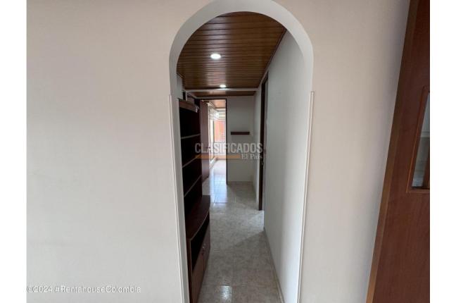 Apartamentos, Venta, Bogotá - $390.000.000