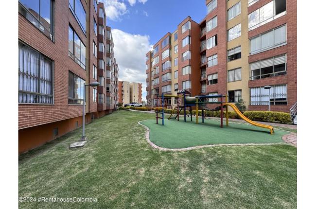 Apartamentos, Venta, Bogotá - $390.000.000
