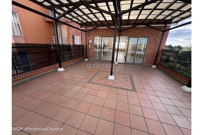 Apartamentos, Venta, Bogotá - $390.000.000