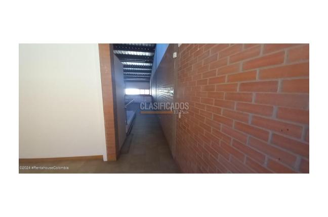 Locales y Bodegas, Venta, Bogotá - $690.000.000