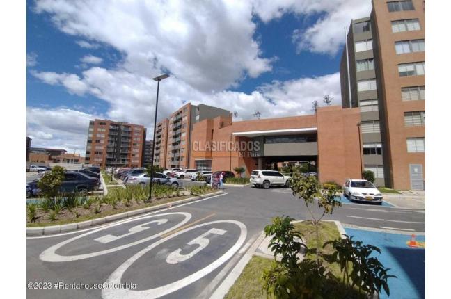 Apartamentos, Venta en Mosquera